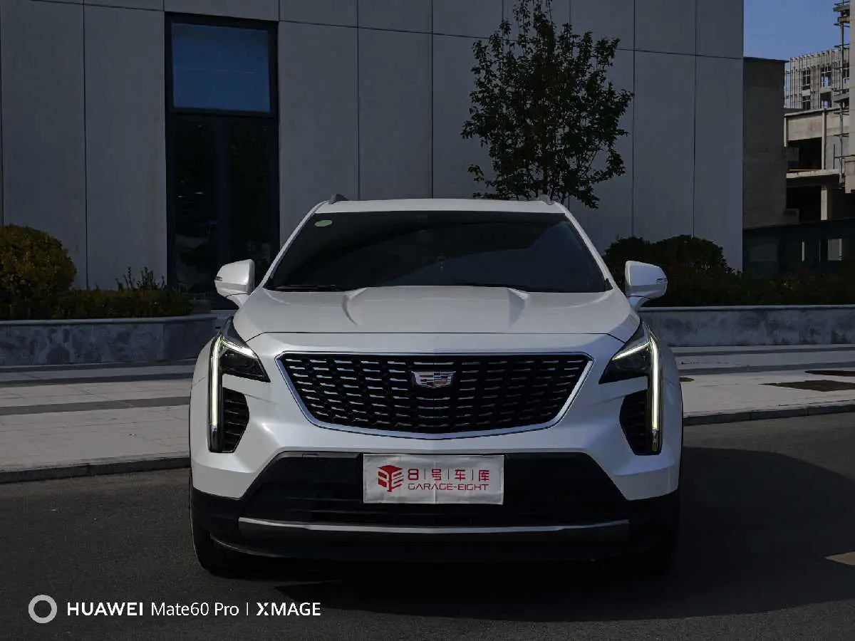 Cadillac XT4  из Китая