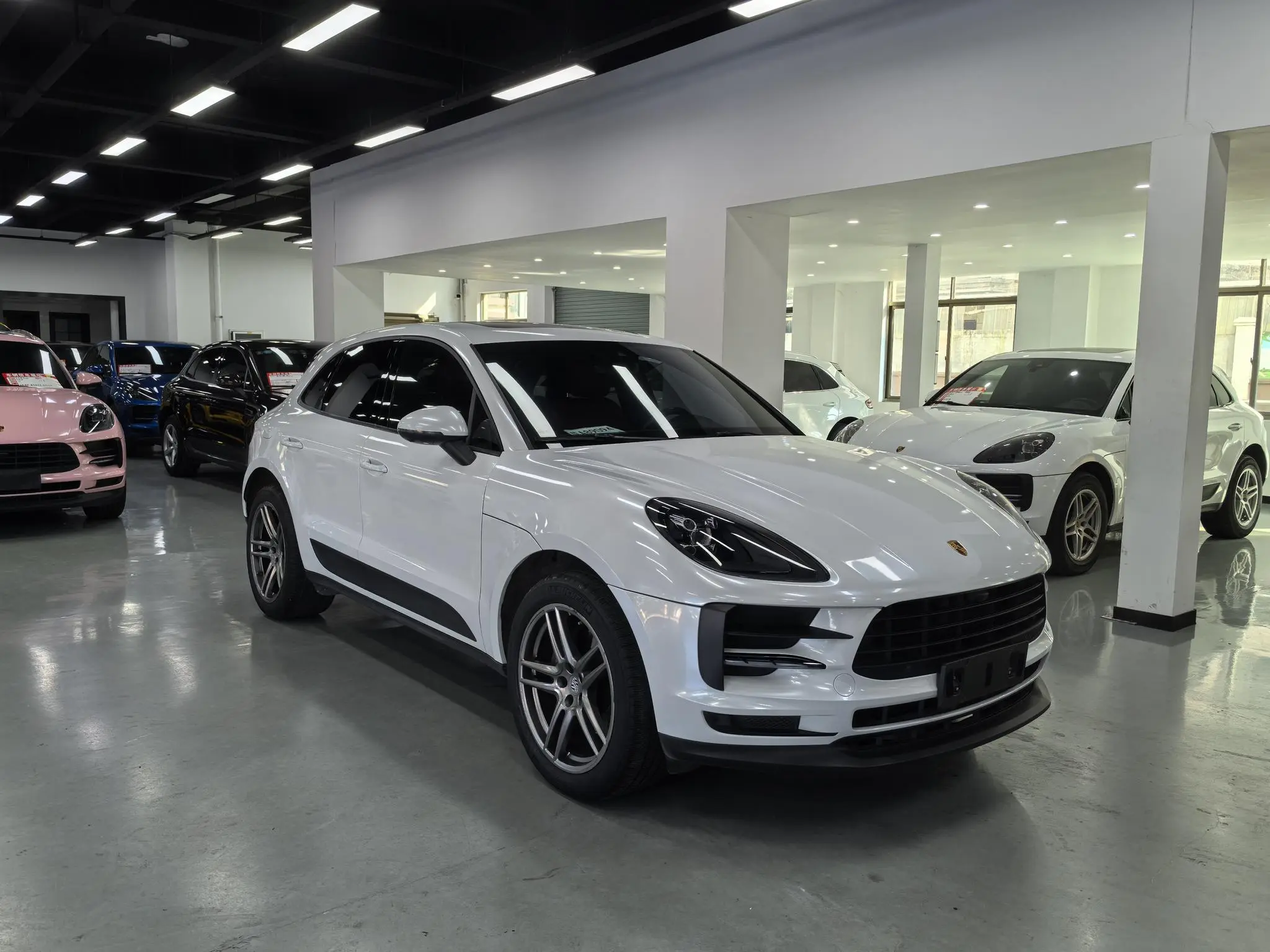 Porsche Macan  из Китая