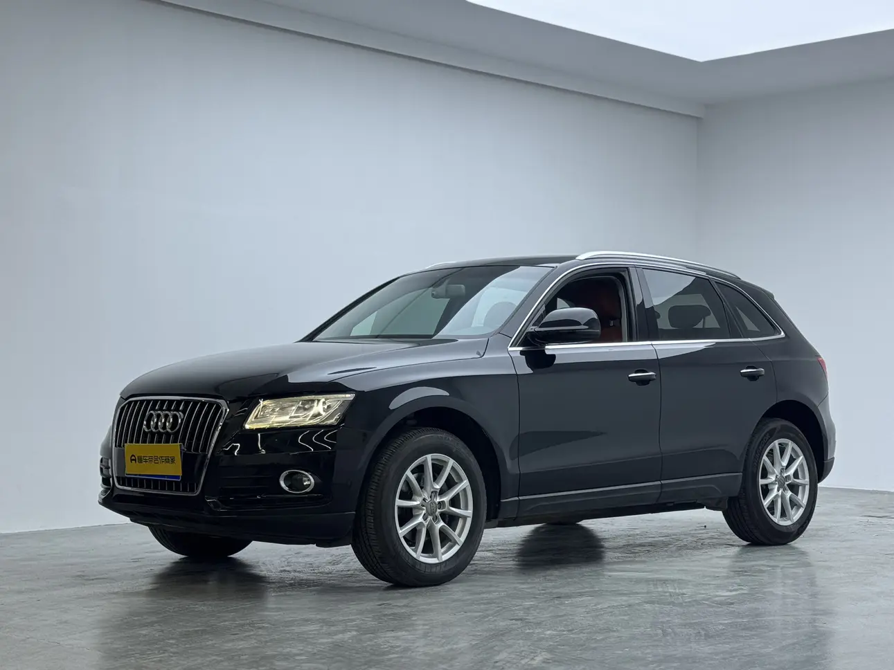 Audi Q5  из Китая