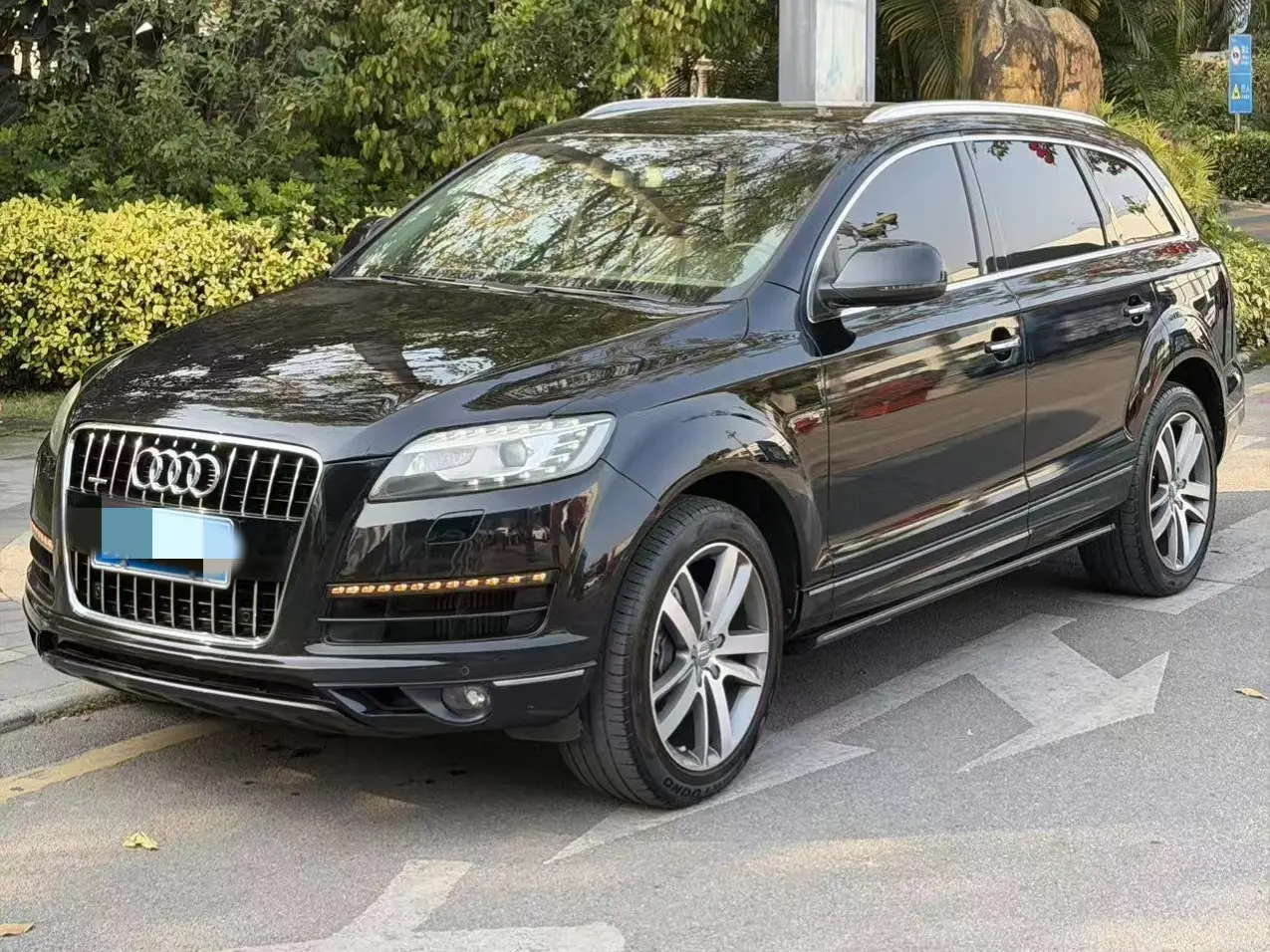 Audi Q7  из Китая