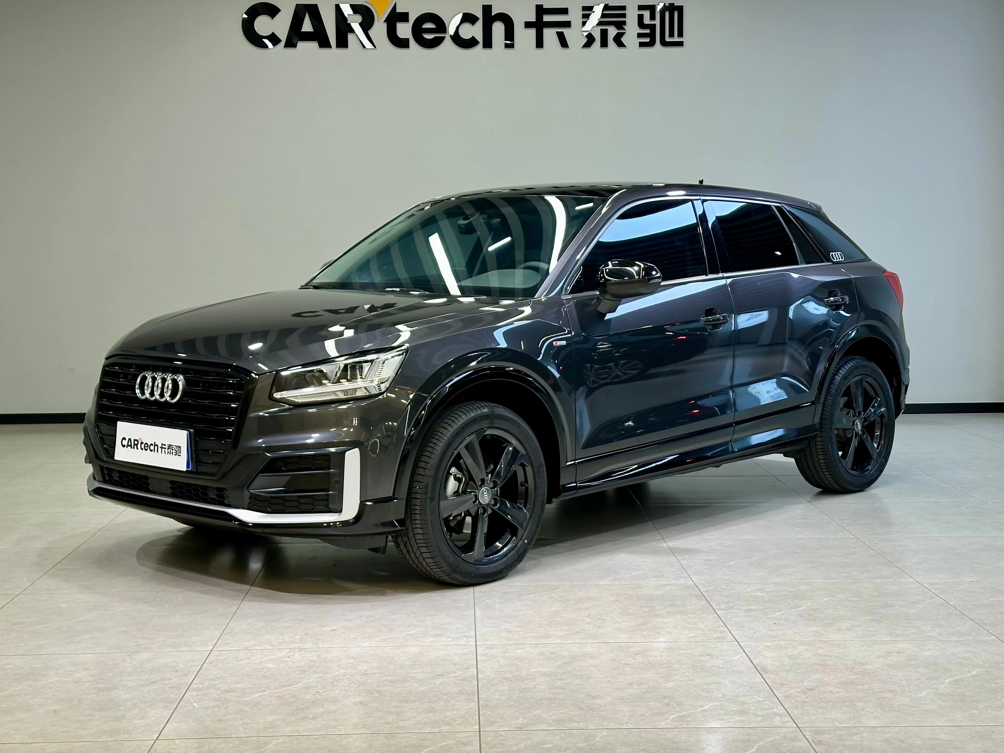 Audi Q2L