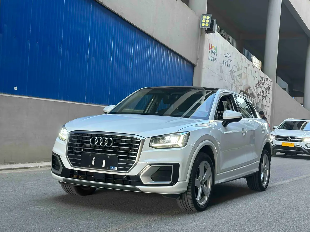 Audi Q2L  из Китая