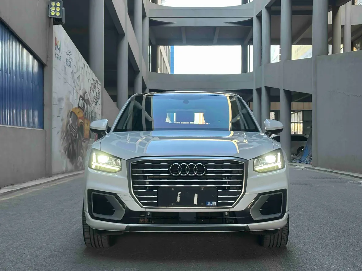 Audi Q2L  из Китая