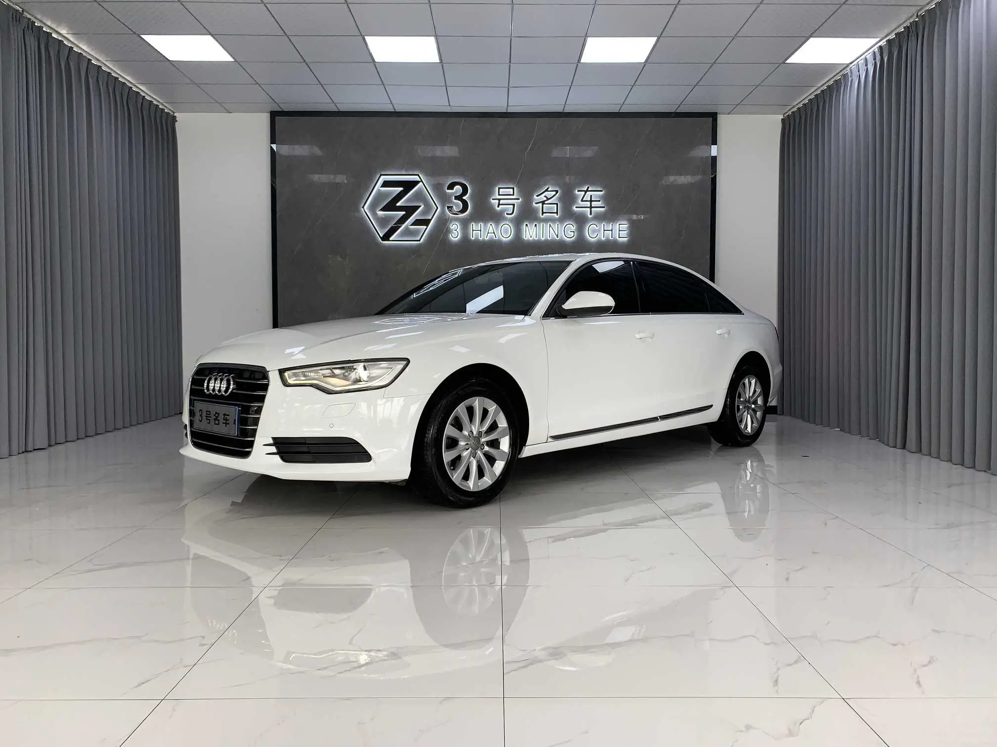 Audi A6L  из Китая