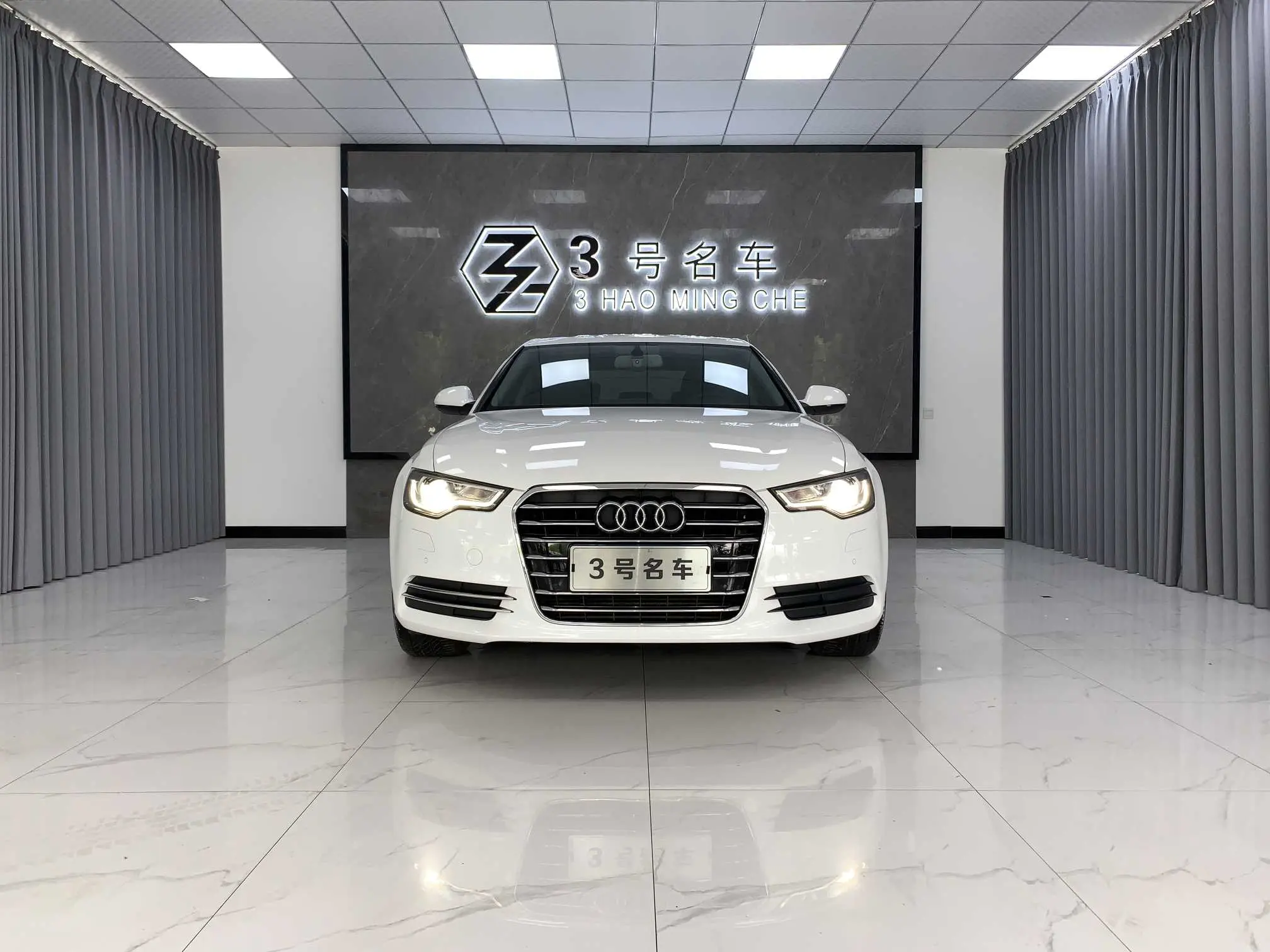 Audi A6L  из Китая