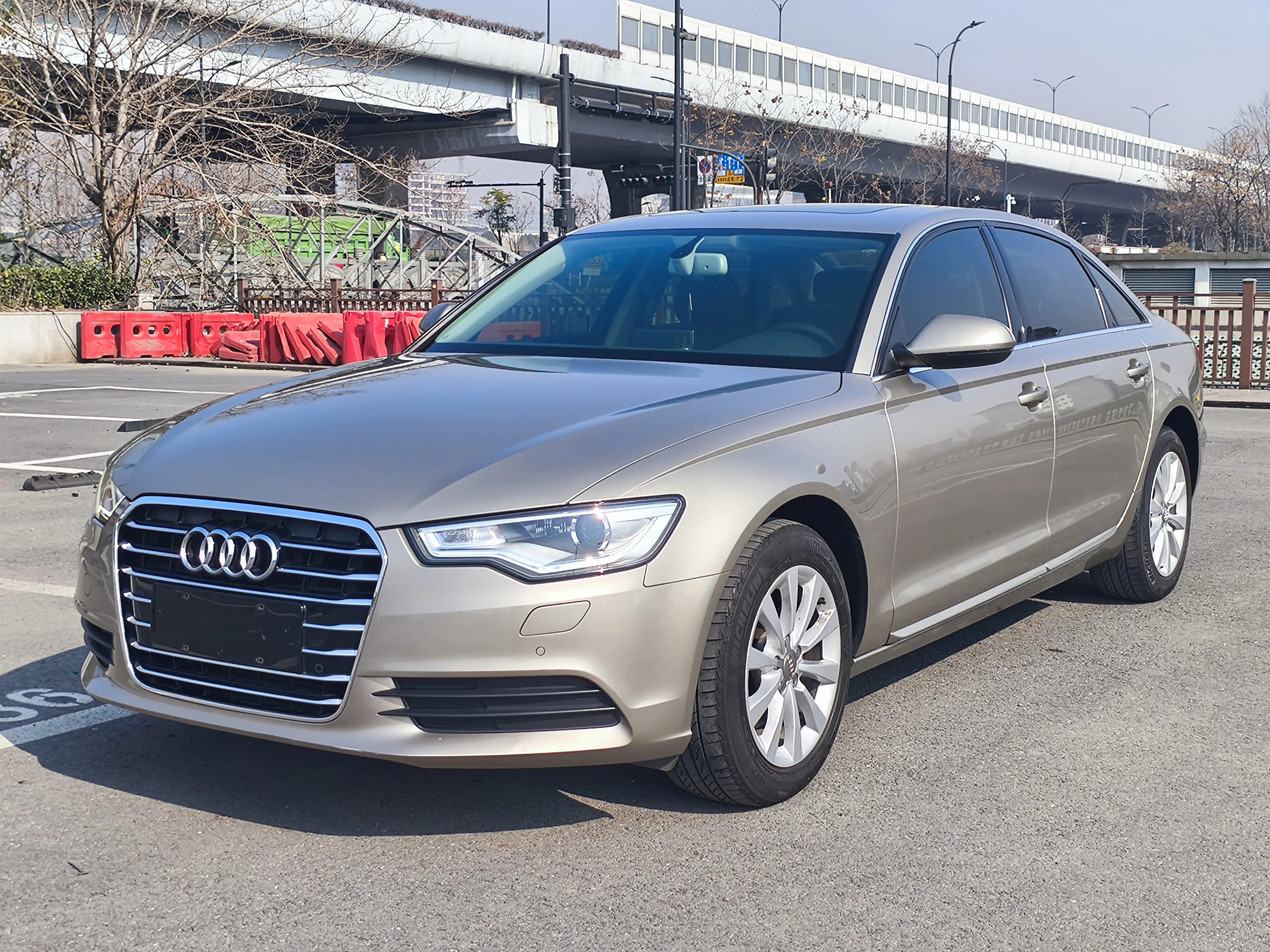 Audi A6L  из Китая