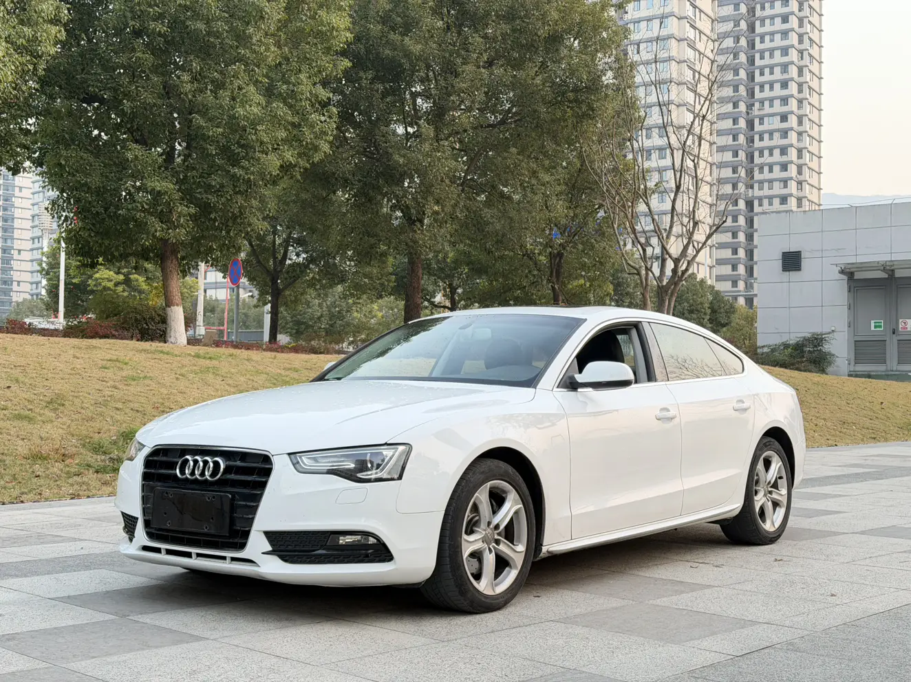 Audi A5  из Китая
