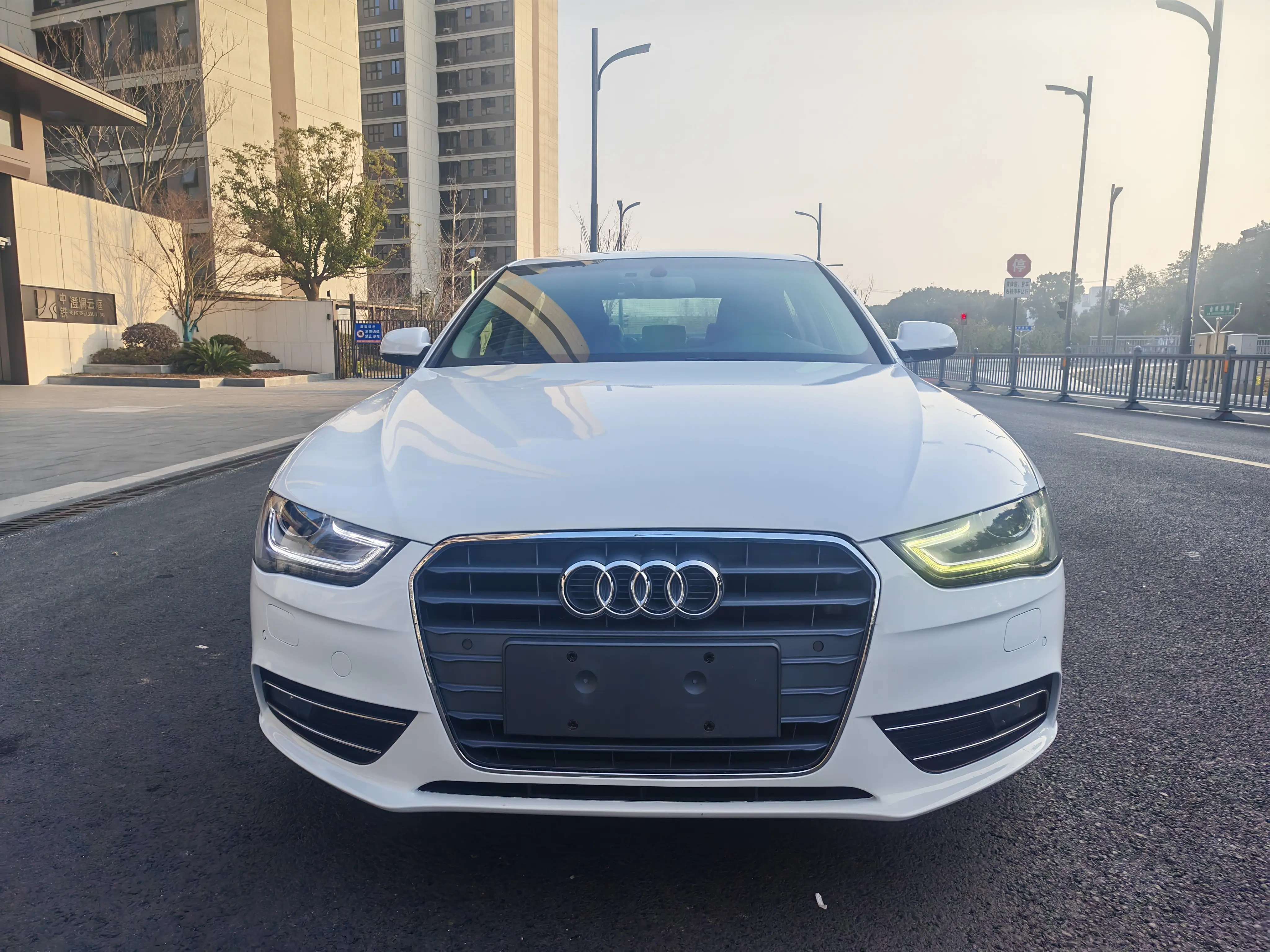 Audi A4L  из Китая