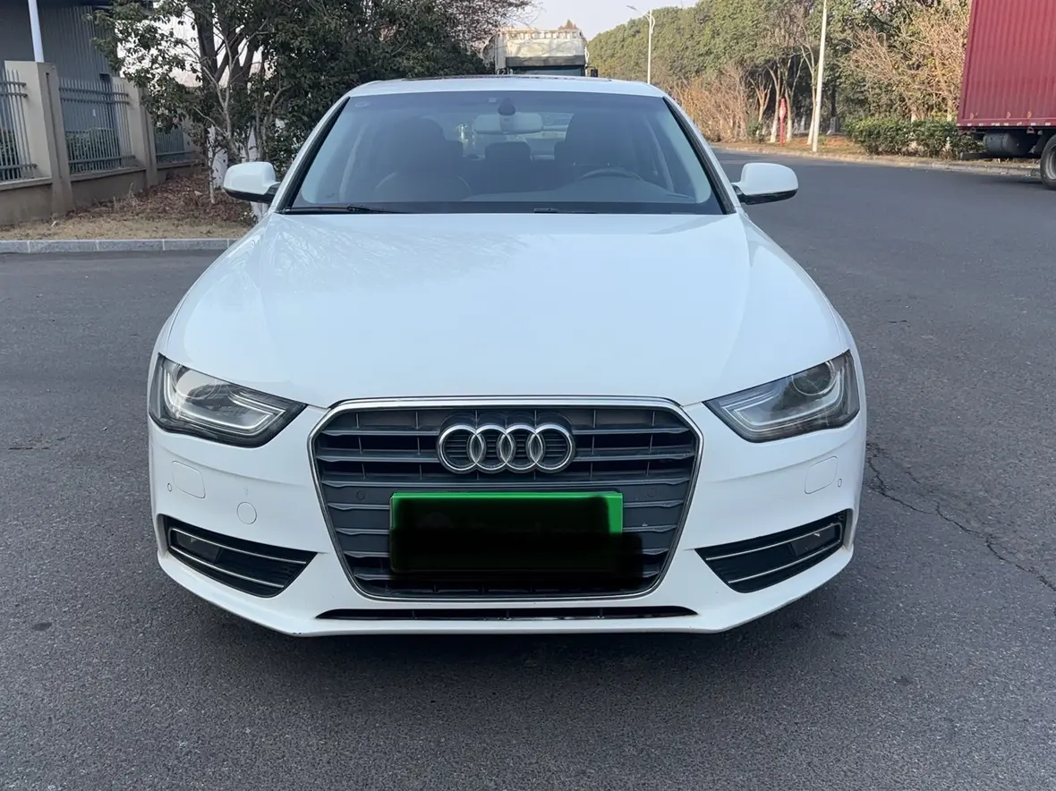 Audi A4L  из Китая