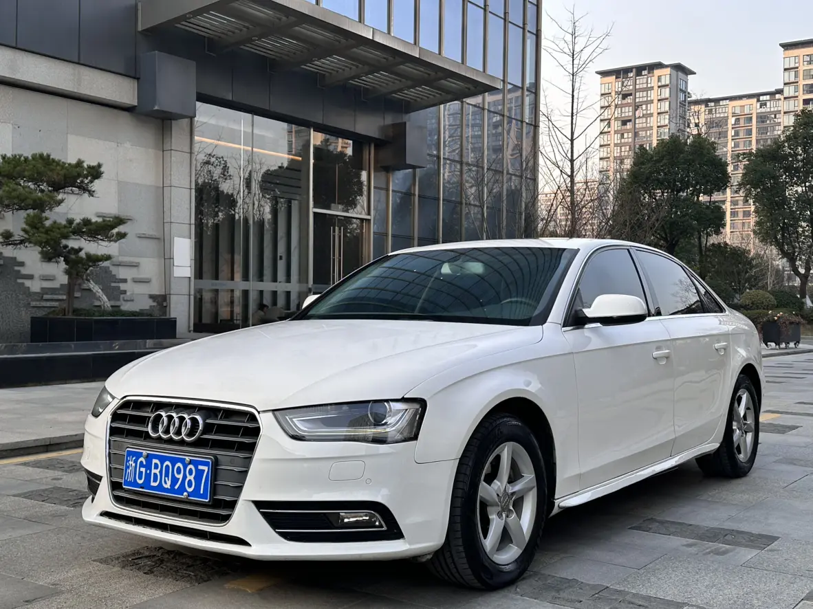 Audi A4L  из Китая