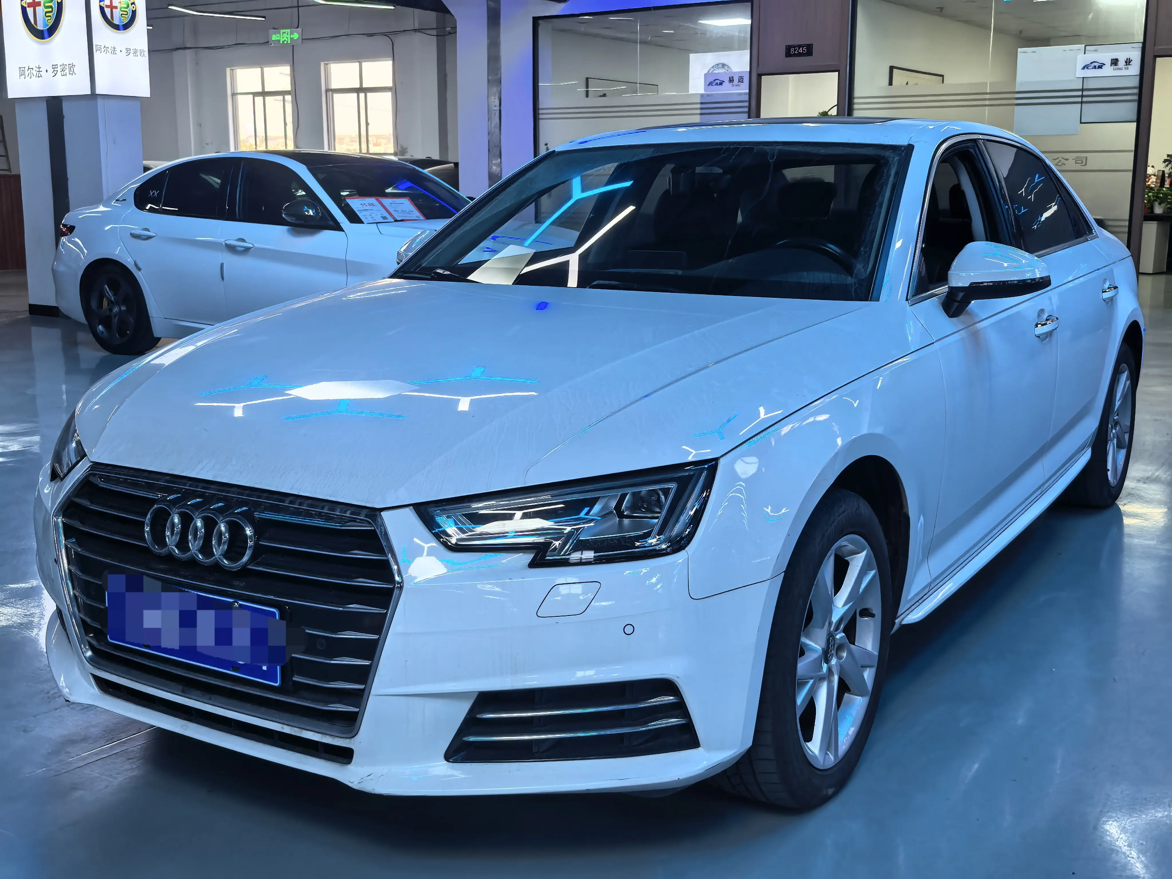 Audi A4L  из Китая