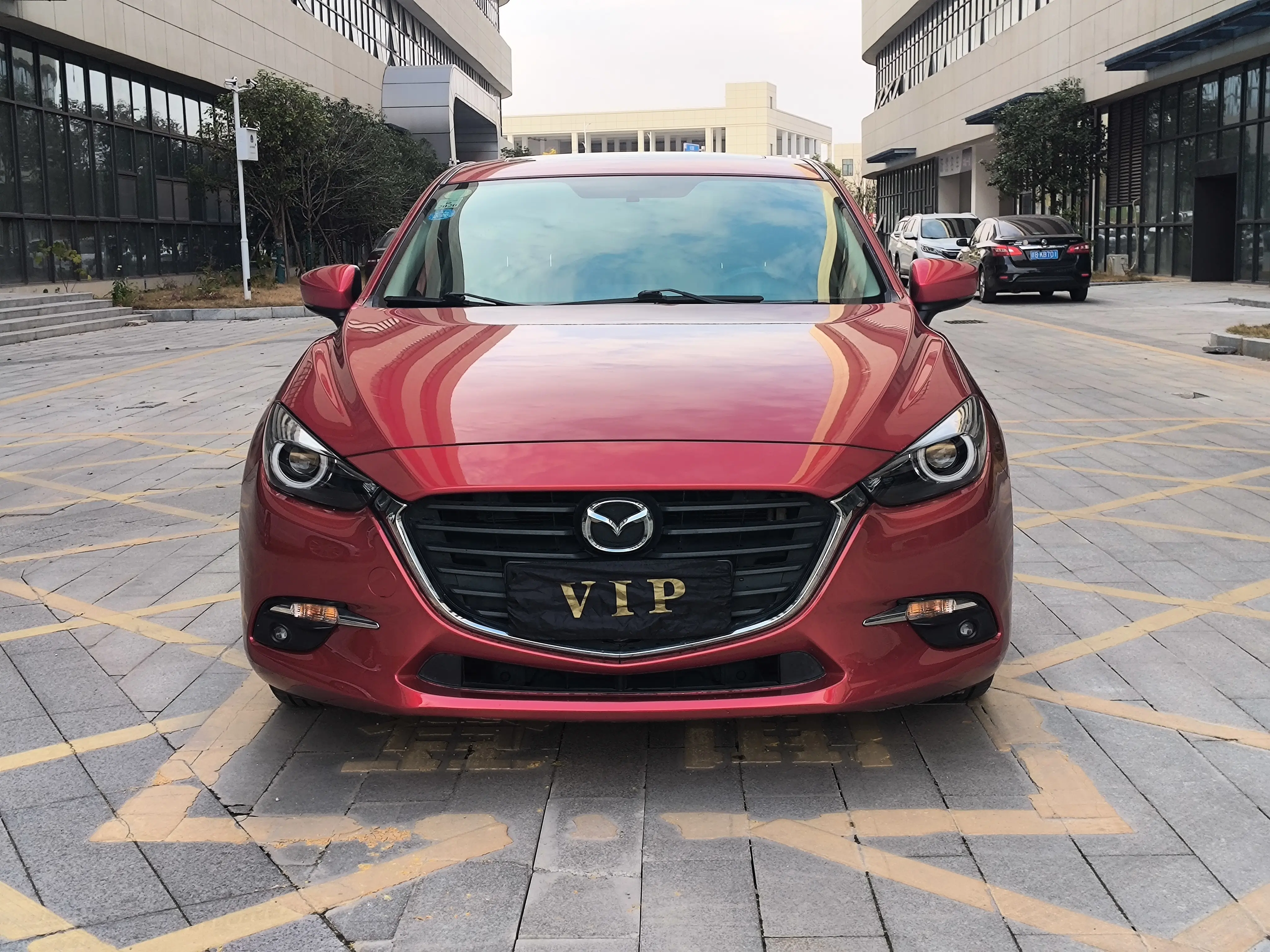 Mazda Axela (Mazda3)  из Китая