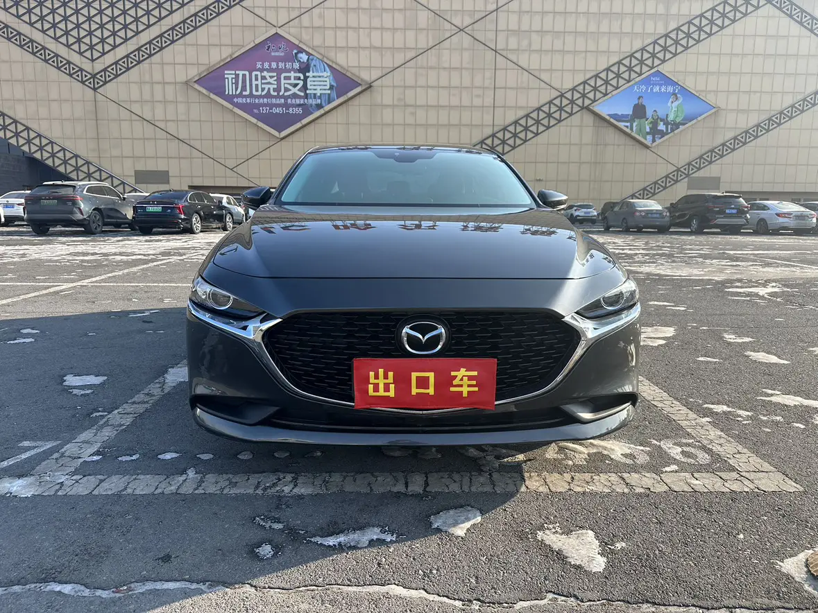 Mazda Axela (Mazda3)  из Китая