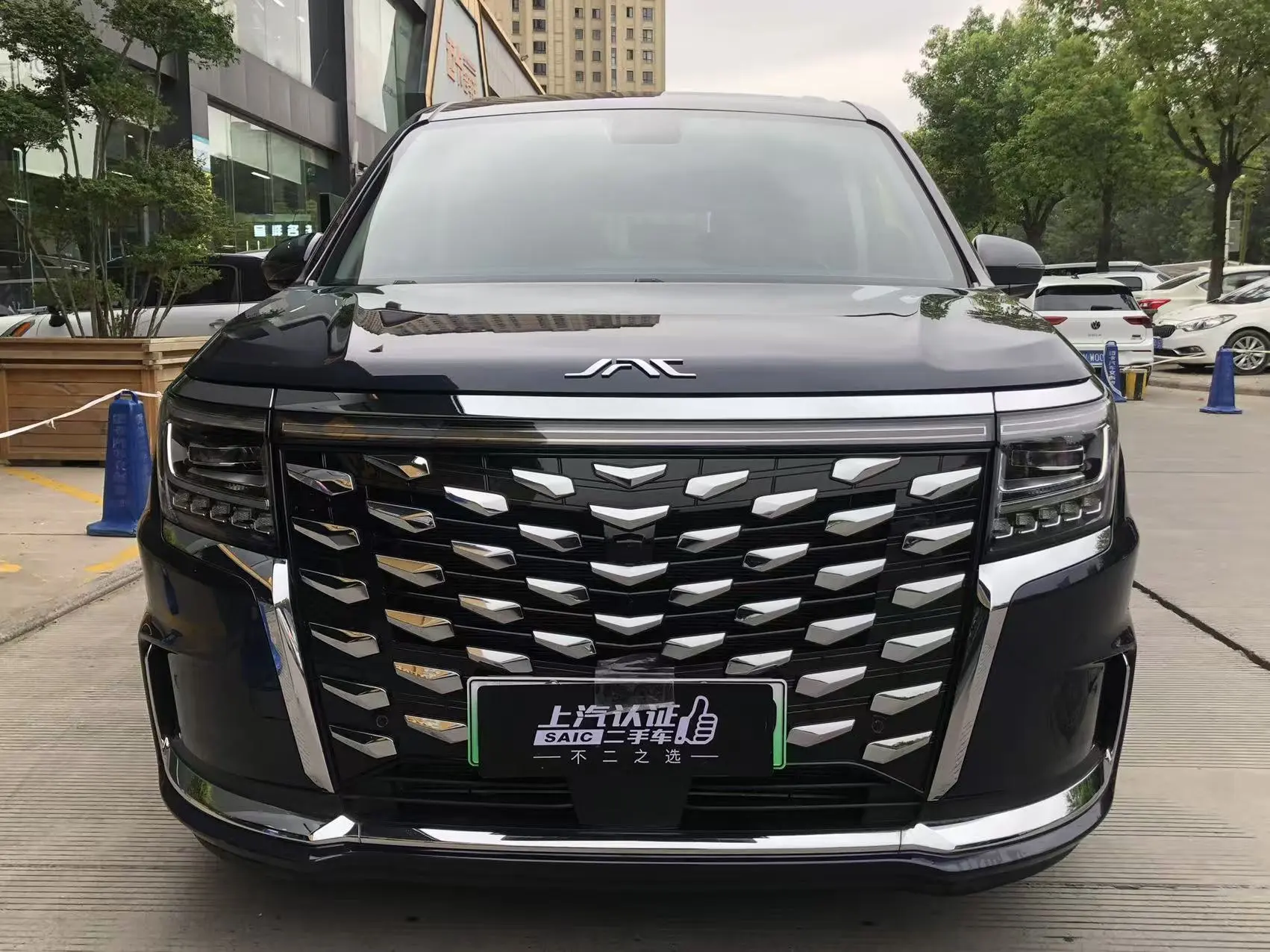 JAC Ruifeng RF8 PHEV  из Китая
