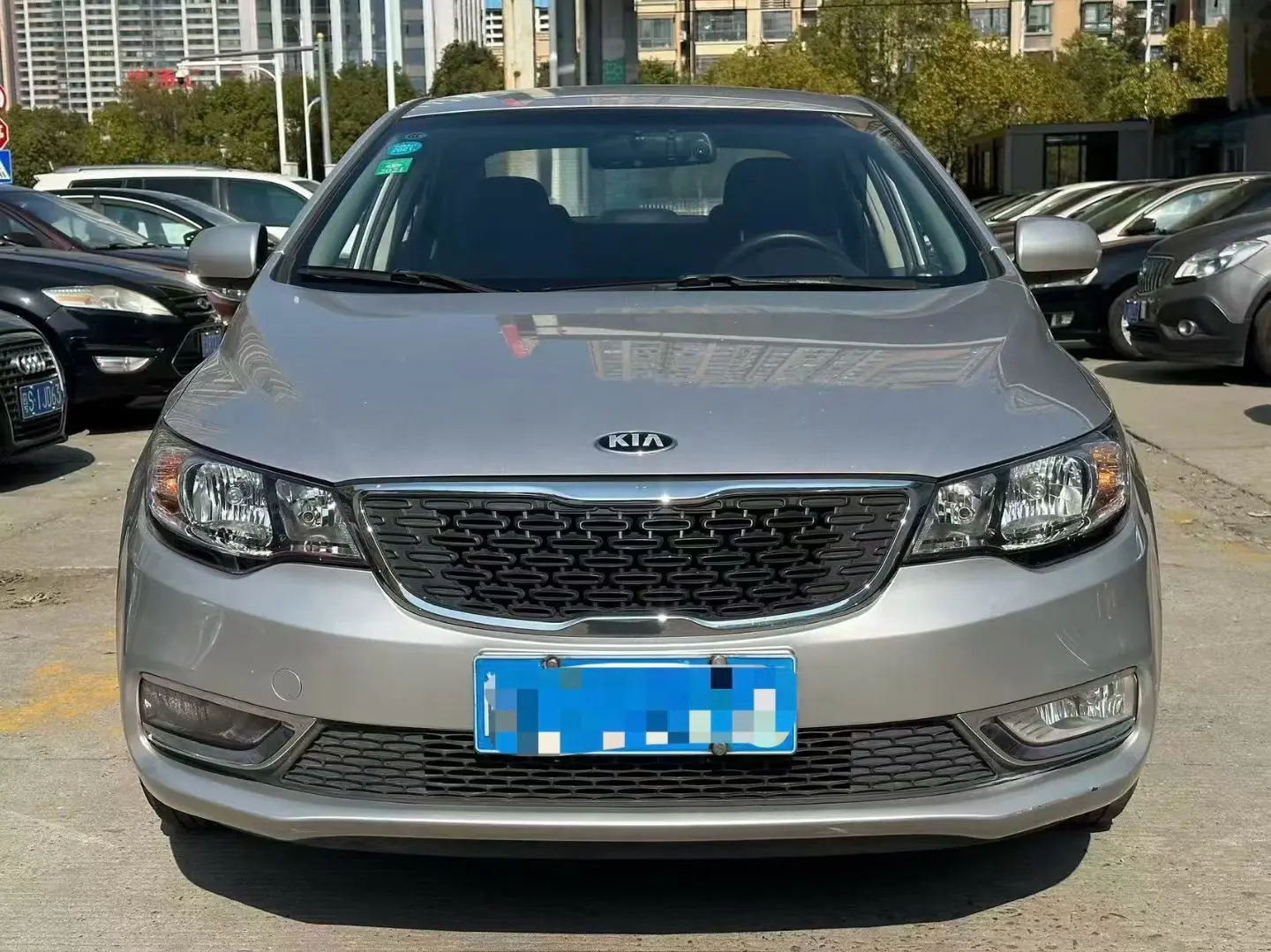 Kia Freddie  из Китая