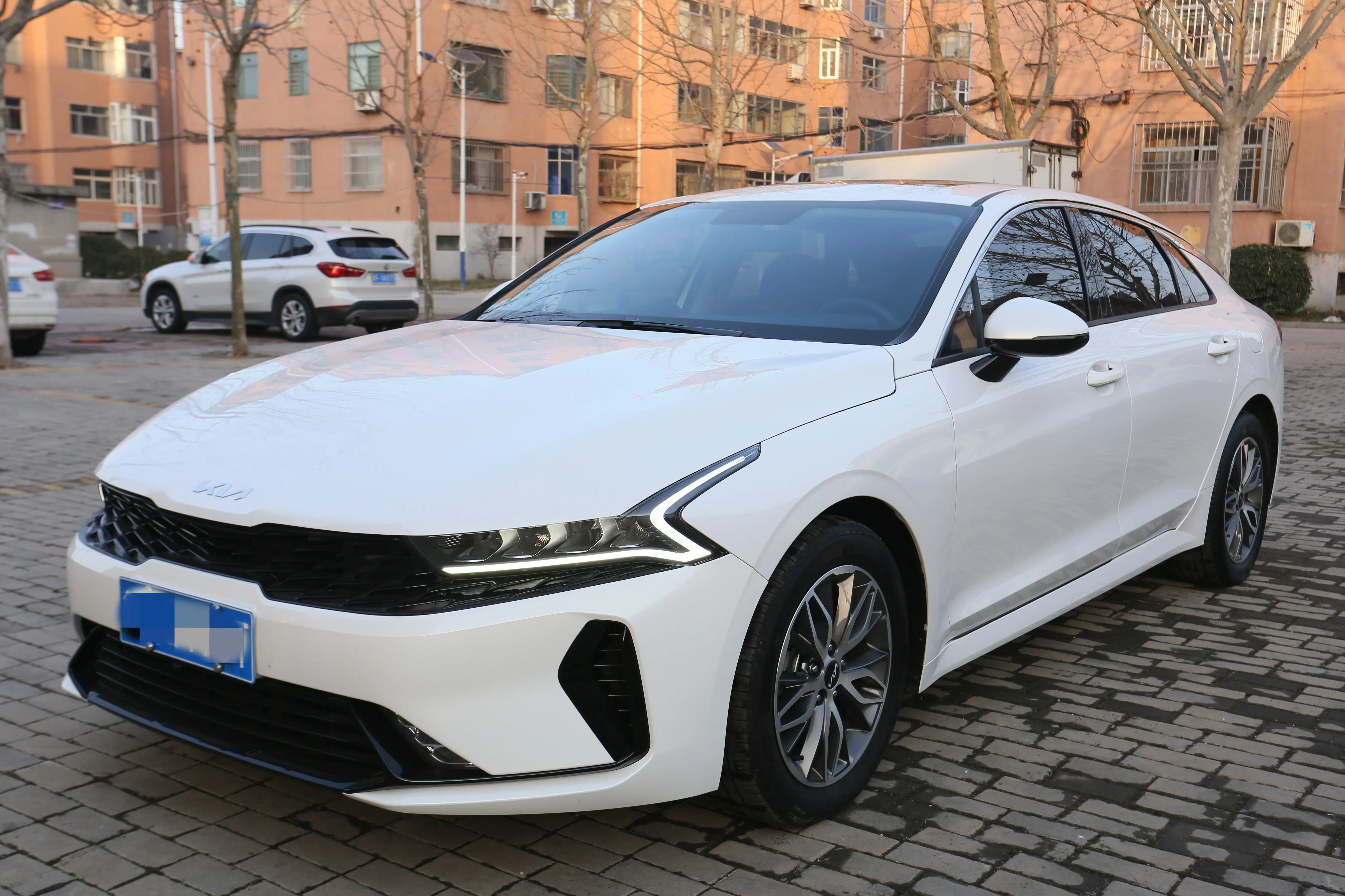 Kia K5  из Китая