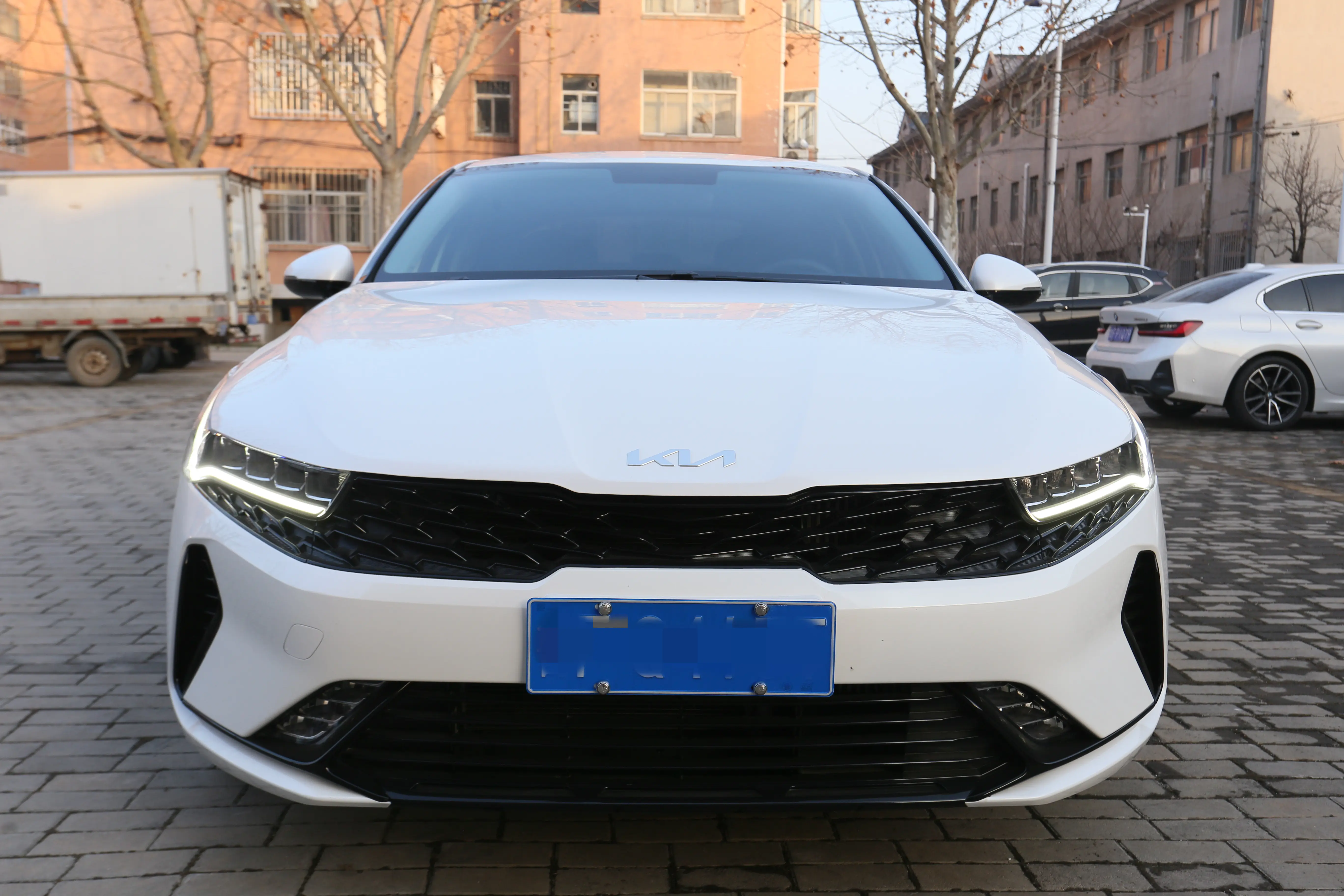 Kia K5  из Китая