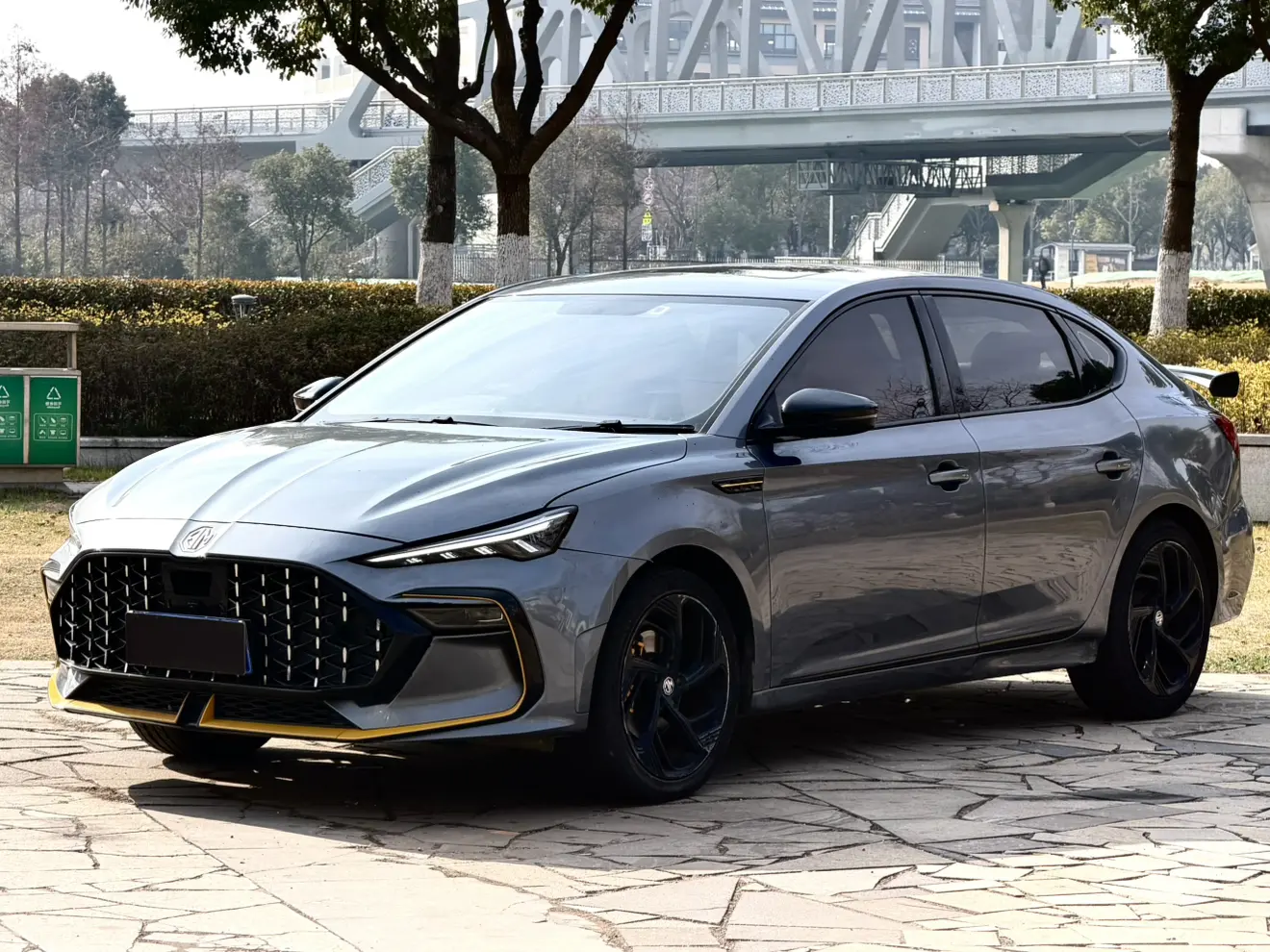 MG 6  из Китая