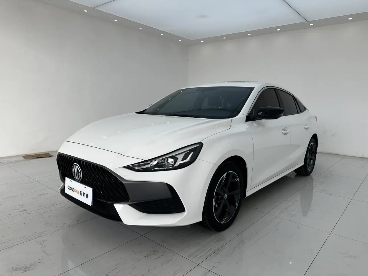 MG 5  из Китая