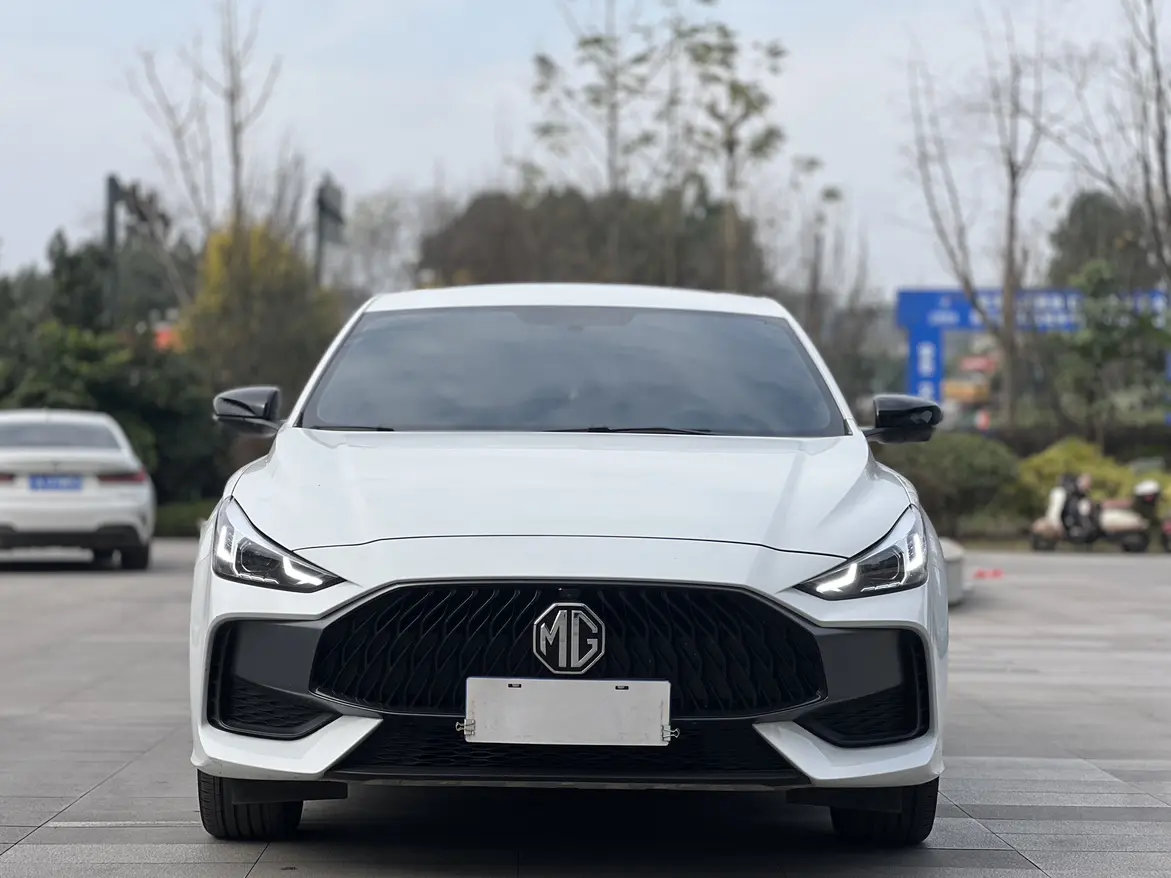 MG 5  из Китая