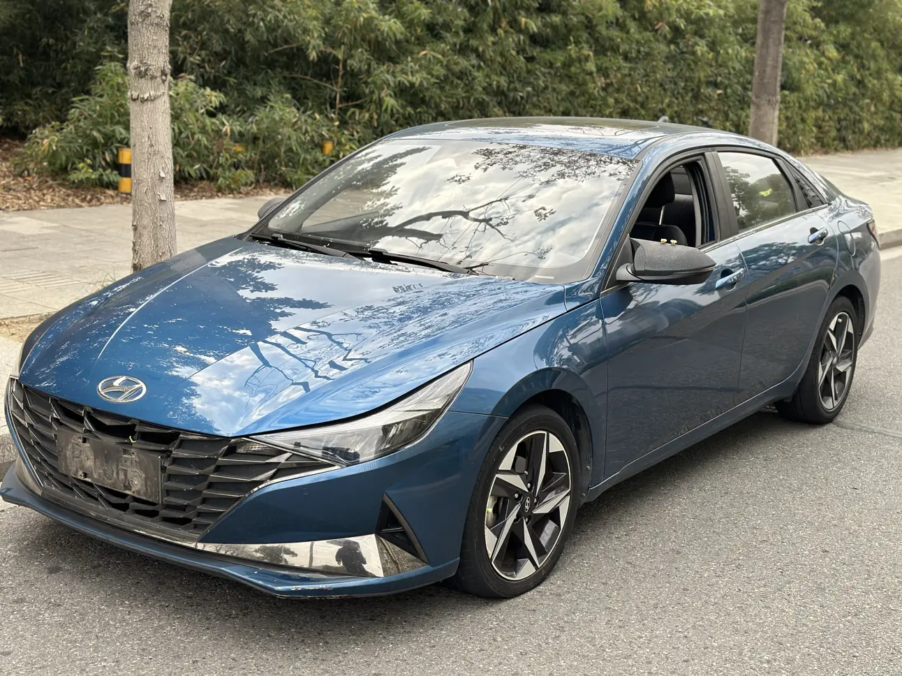 Hyundai Elantra  из Китая