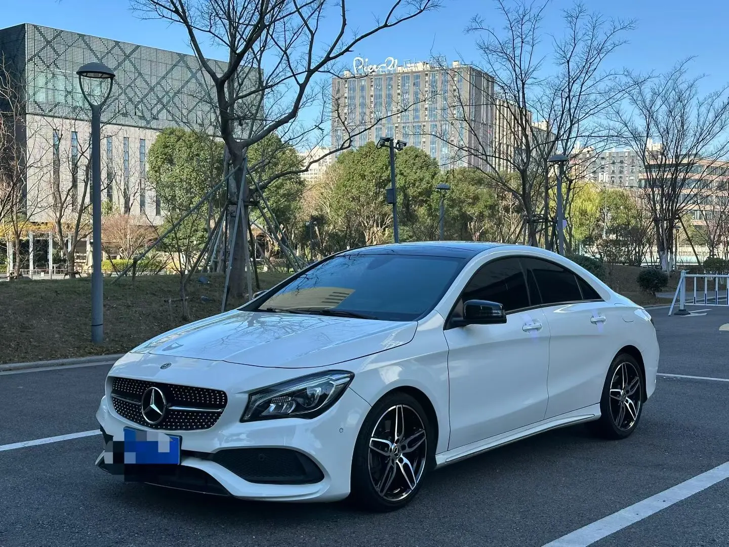 Mercedes-Benz Mercedes CLA  из Китая