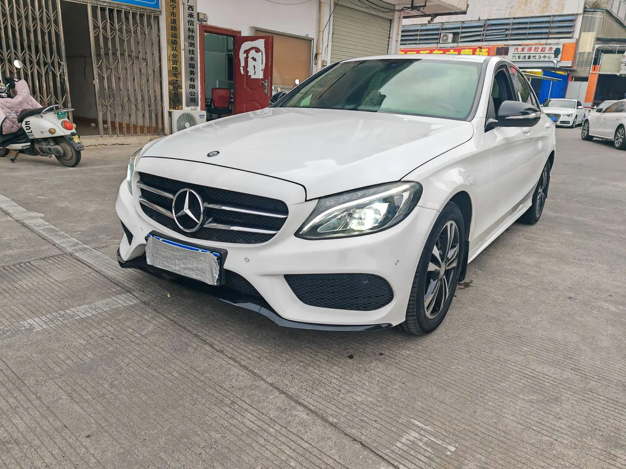 Mercedes-Benz Mercedes Benz C Class  из Китая