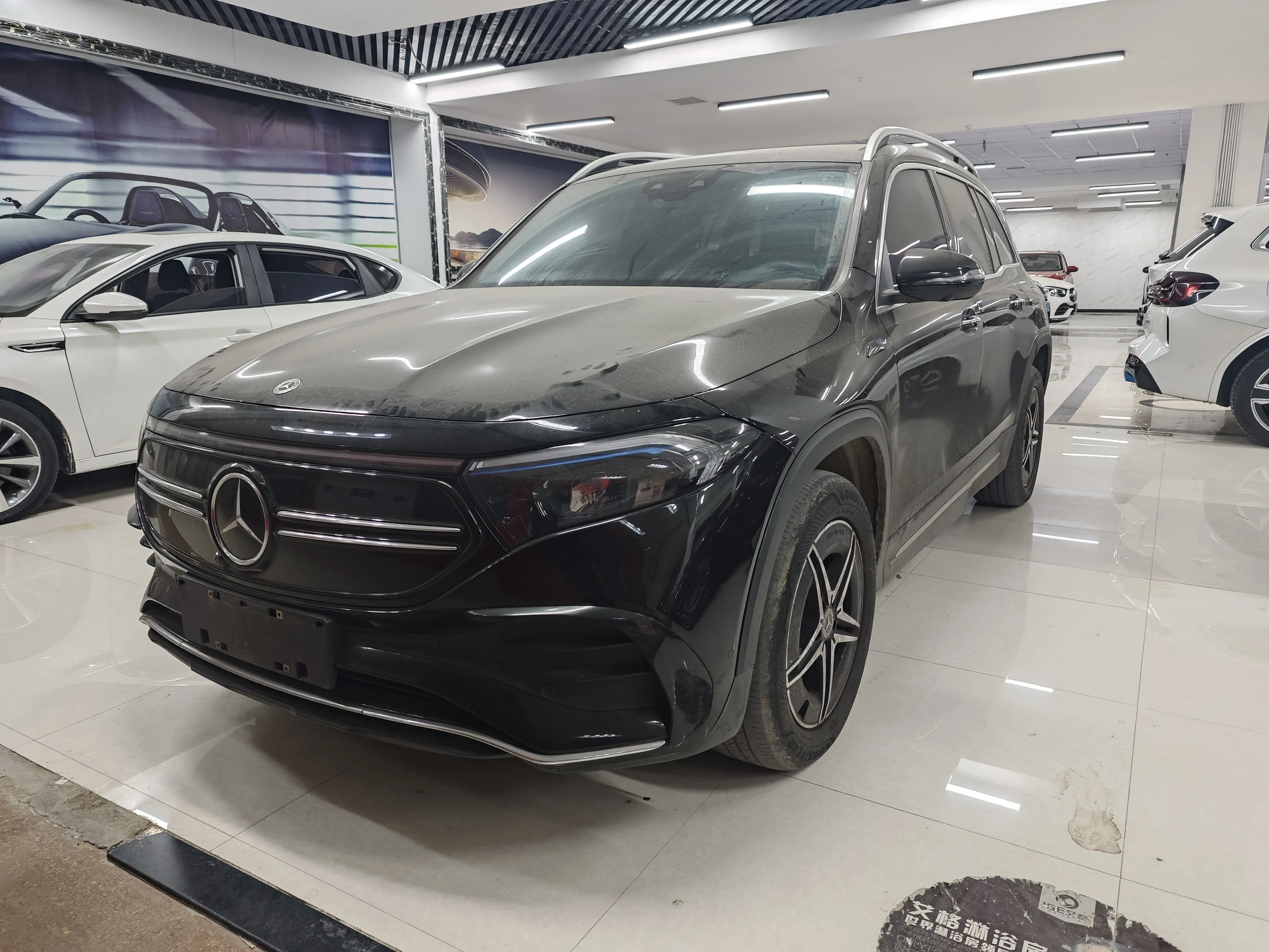 Mercedes-Benz EQB  из Китая