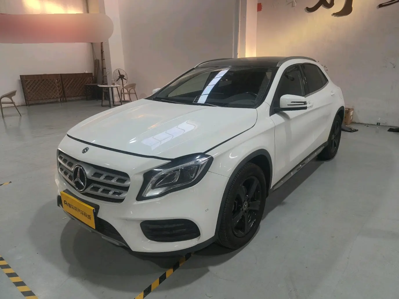 Mercedes-Benz GLA  из Китая