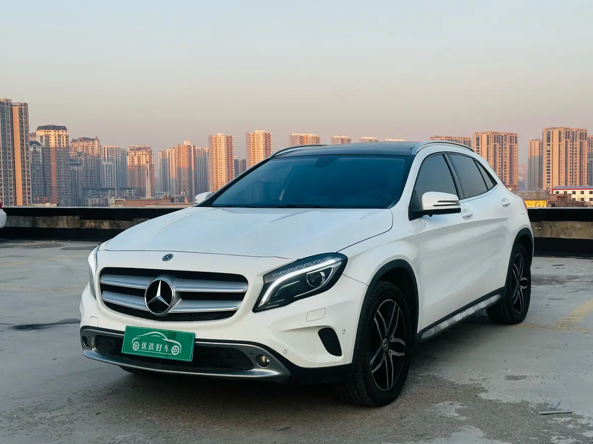 Mercedes-Benz GLA  из Китая