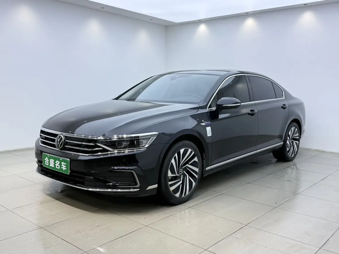 Volkswagen Magotan PHEV  из Китая