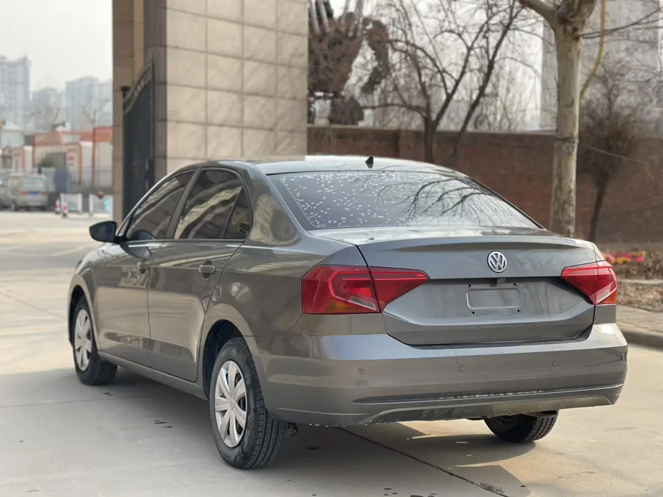 Volkswagen Jetta  из Китая