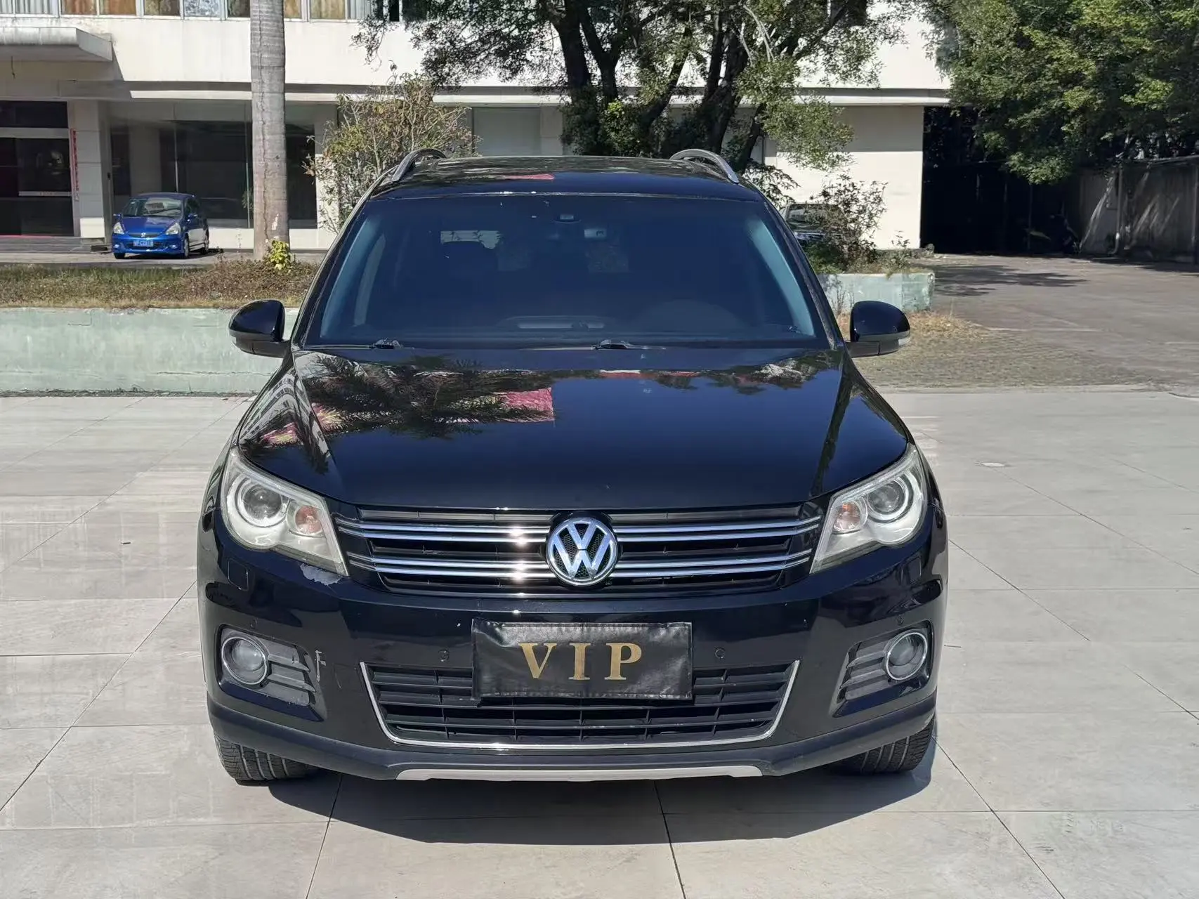 Volkswagen Tiguan  из Китая