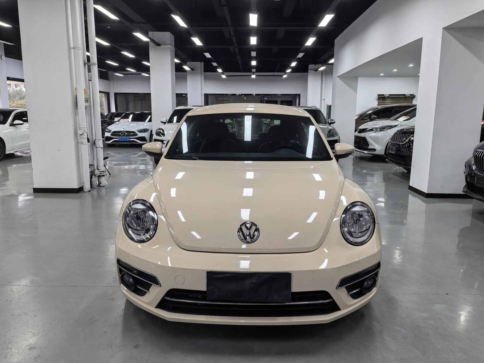 Volkswagen Beetle  из Китая