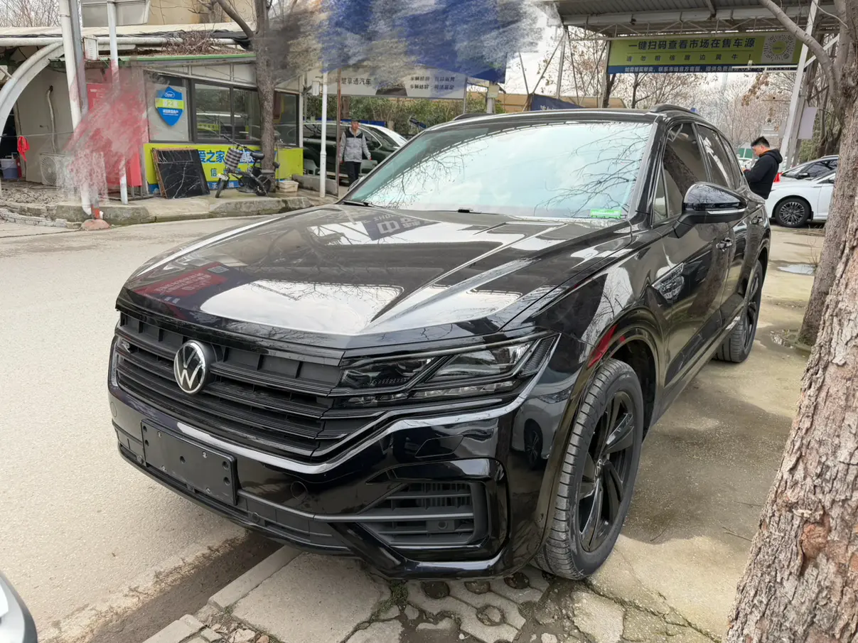 Volkswagen Touareg  из Китая
