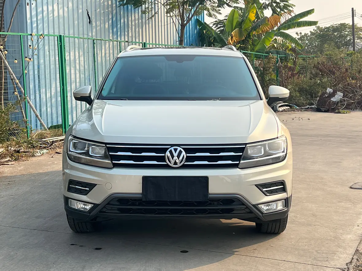 Volkswagen Tiguan L  из Китая