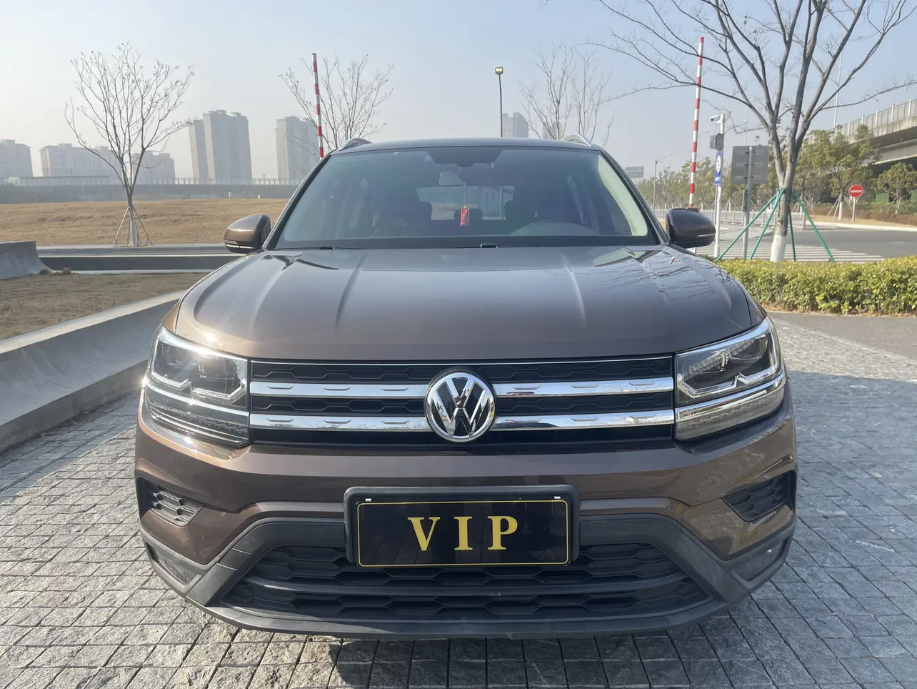 Volkswagen Tharu  из Китая