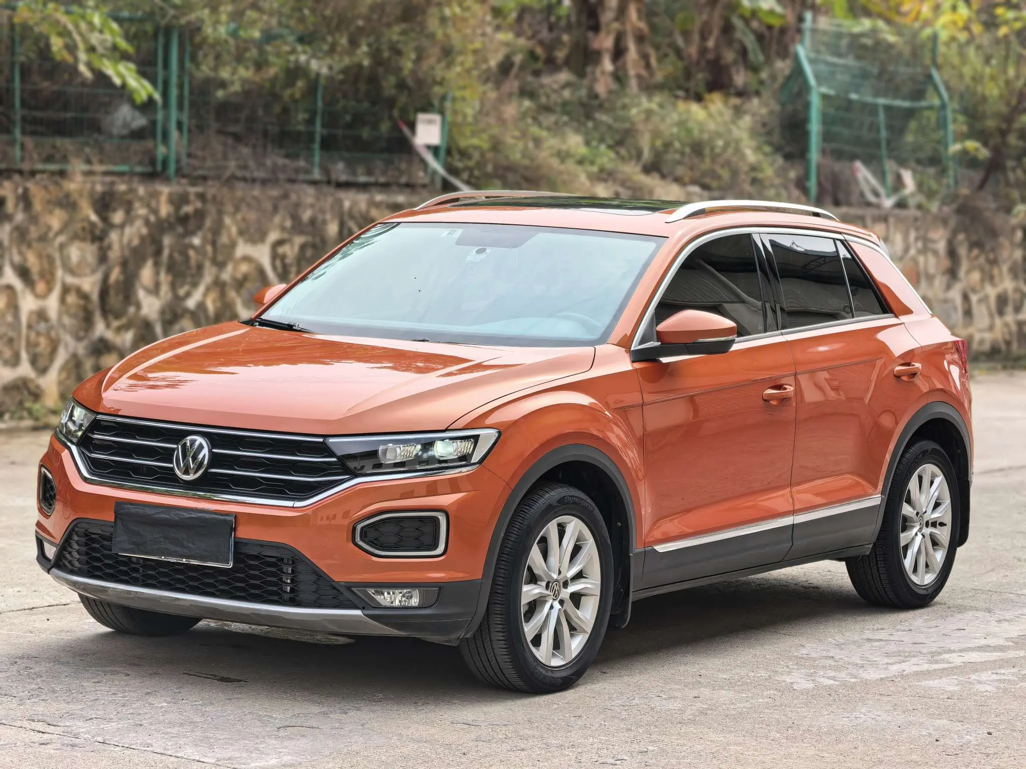 Volkswagen T-Roc  из Китая