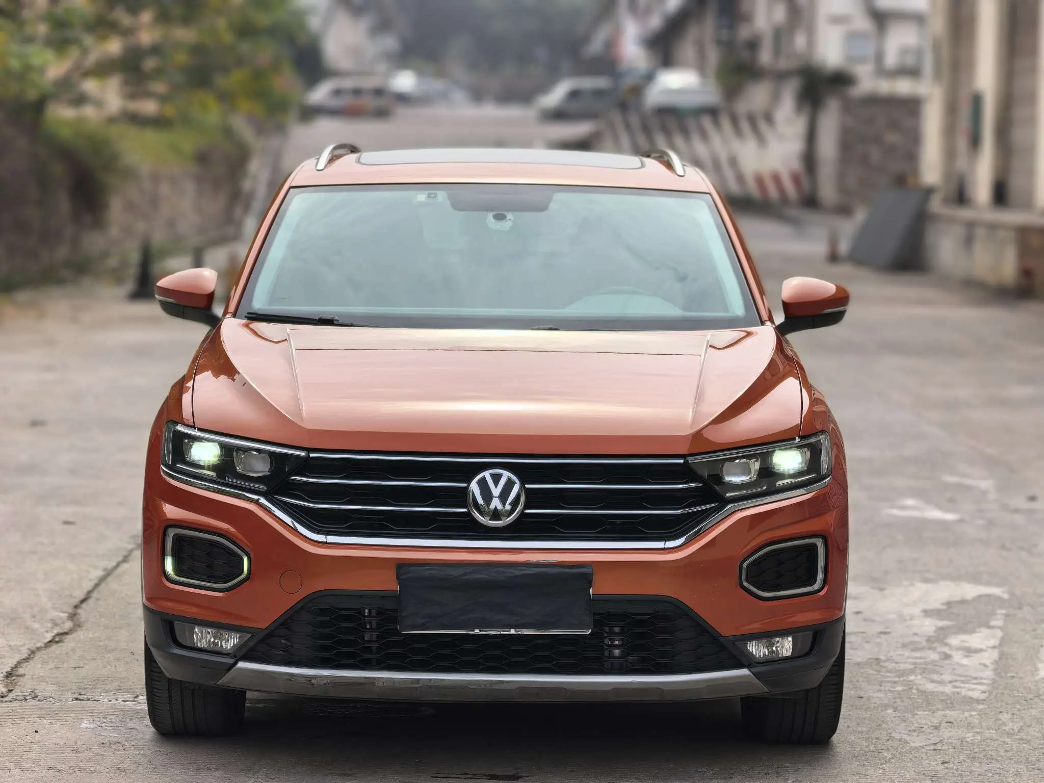 Volkswagen T-Roc  из Китая