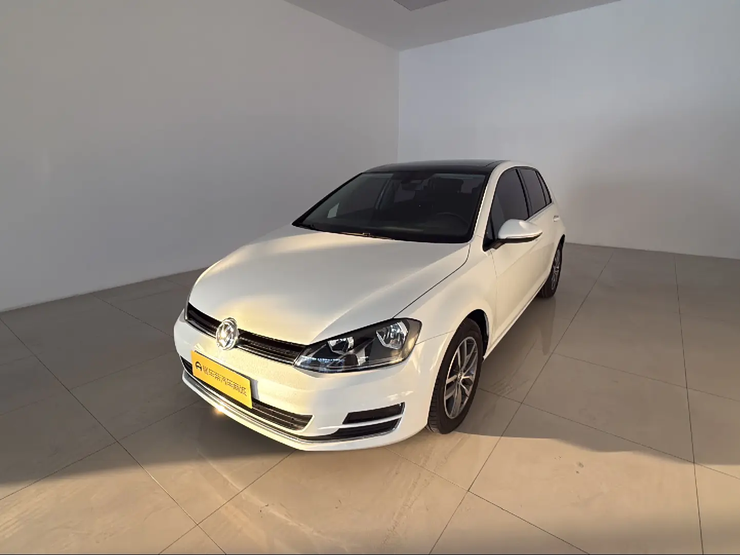 Volkswagen Golf  из Китая