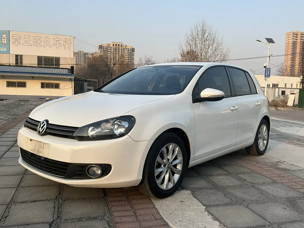 Volkswagen Golf  из Китая