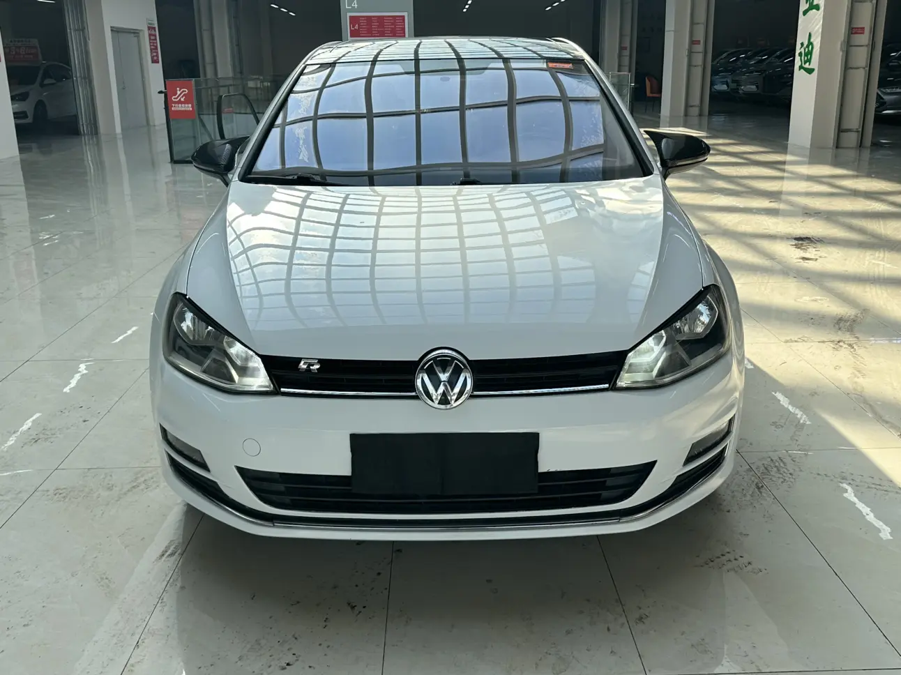 Volkswagen Golf  из Китая