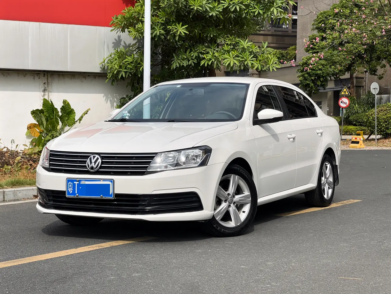 Volkswagen Lavida  из Китая