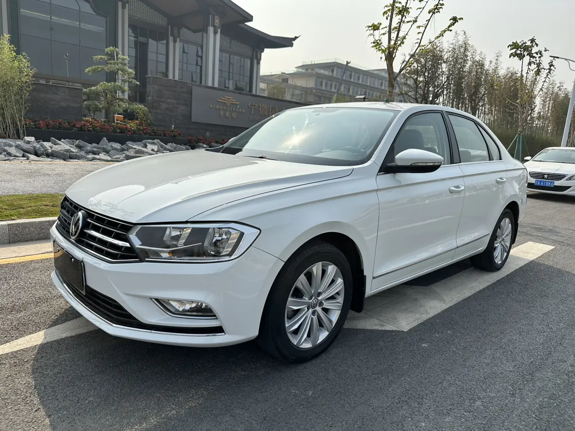 Volkswagen Bora  из Китая