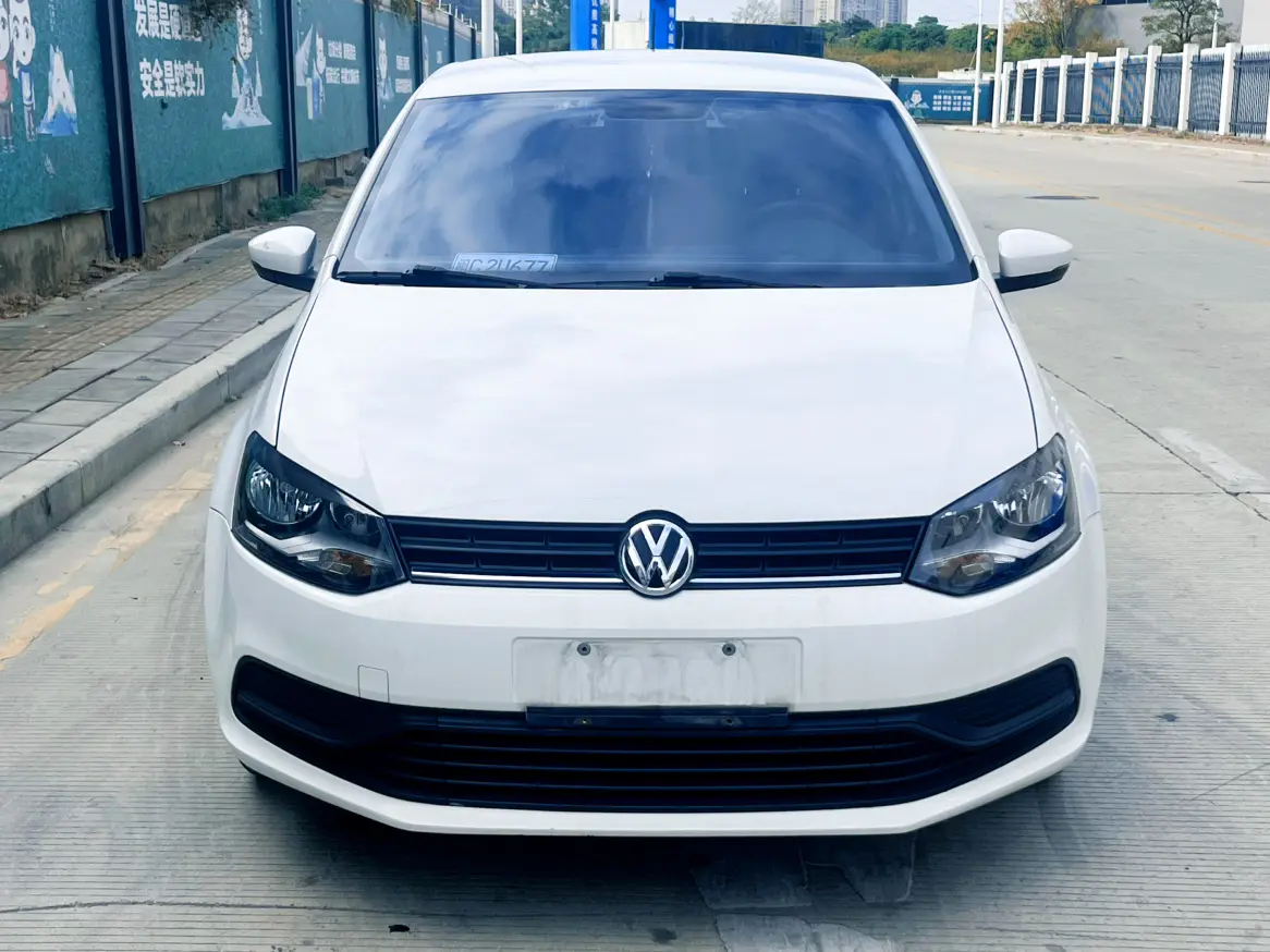 Volkswagen Polo  из Китая