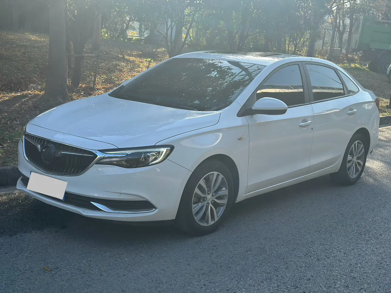 Buick Yinglang  из Китая