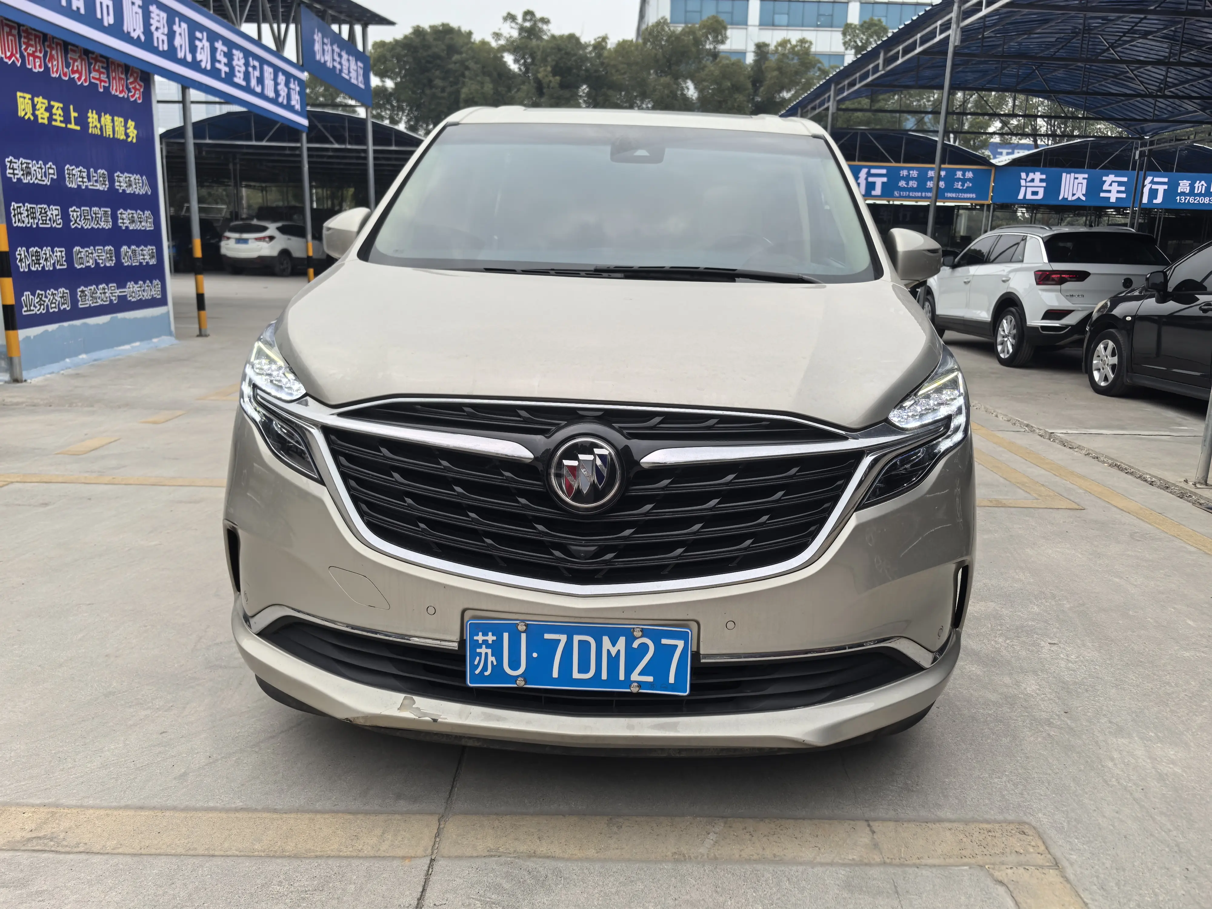 Buick GL8  из Китая