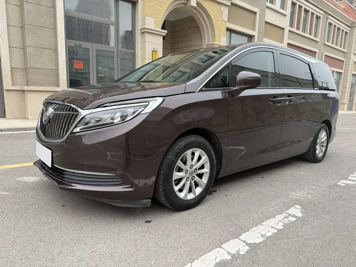 Buick GL8  из Китая