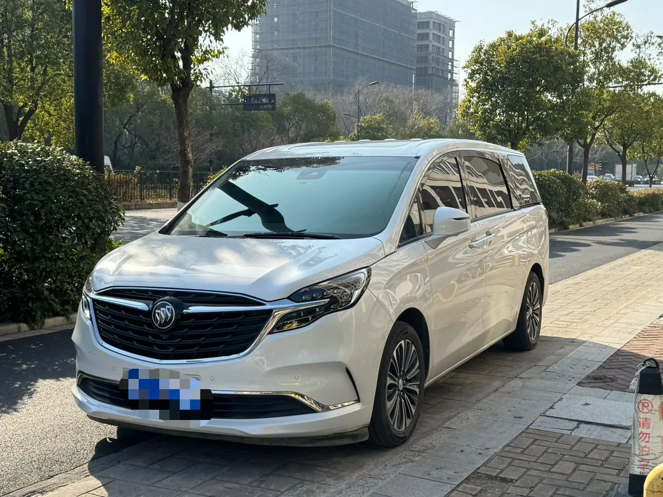 Buick GL8  из Китая