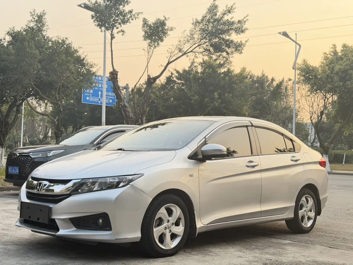 Honda Feng Fan  из Китая